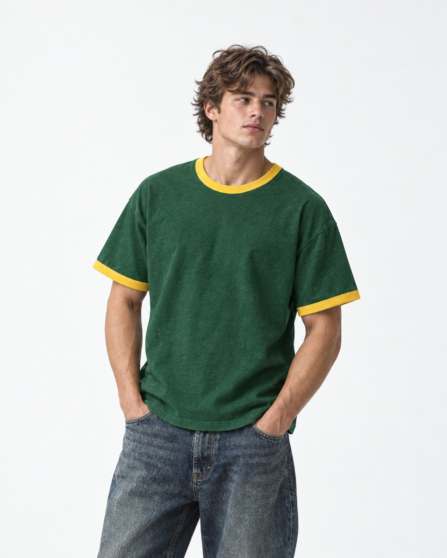 SOULTIES STUDIO® Tee Faded Pine – on model, 3/4