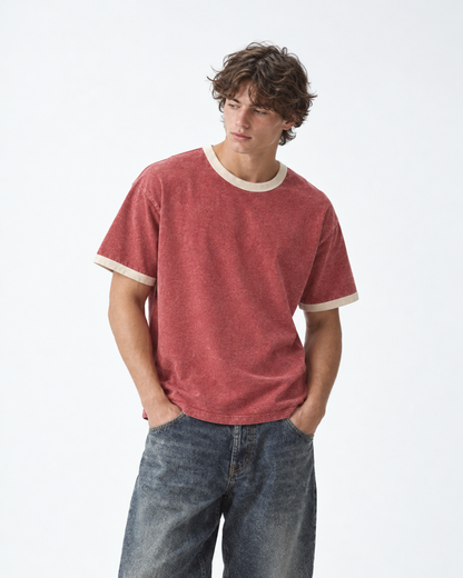 SOULTIES STUDIO® Tee Faded Brick – on model, 3/4